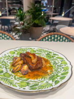 Filetto di manzo CBT, scaloppa di foie gras, crema di topinambur, patate arrosto al Josper