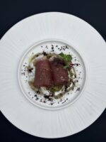 Tataki di tonno di cattura con Baba ganush