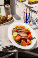 Insalata Nizzarda con Scottata di Tonno Locale Fresco
